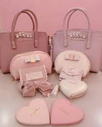 いいね 6 244件 コメント13件 jill by jillstuartさん jillbyjillstuart official のinstagramアカウント new color bijoux royal tote ジルバイ 歴代人気no 1のバッグ bijo バッグ ポーチ ピンク