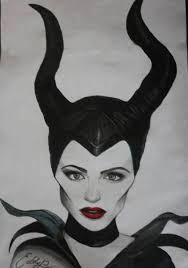 La película relata los acontecimientos que endurecieron su corazón y. Malefica Posts Facebook