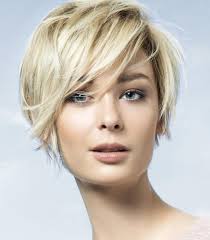 Pour cela, il suffit de vous observer attentivement. Epingle Sur Cheveux