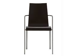 While leather seating and light lilac fabric sofa. Stuhl Mit Armlehnen Zoe Chair Ligne Roset Luxuryfurniture Mr
