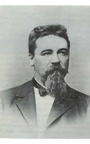 KUNNALLISNEUVOS PUHALTAA TUULTA TULEVAISUUDEN PURJEISIIN