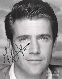 Mel columcille gerard gibson (peekskill, 3 gennaio 1956) è un attore, regista, sceneggiatore, produttore cinematografico e televisivo statunitense. Young Mel Gibson Autographed Photograph By Pd