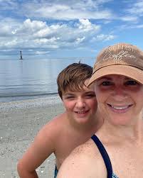 Holly (@nursehollyann) · Instagram photos and Reels