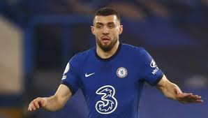 He combines hard work with skill in possession and penetrative passing. Watch Mateo Kovacic Pulls Off Outrageous Scorpion Pass For Chelsea Planet Football