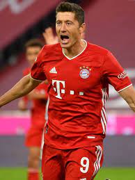 Check out his latest detailed stats including goals, assists, strengths & weaknesses and match ratings. Robert Lewandowski With His Next Milestone