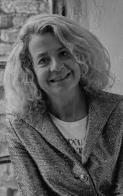 Angela Hartwig's Instagram, Twitter & Facebook