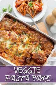 Nothing Screams Comfort Food Louder Than Pasta Bake This Vegetarian Version Is No Exception Eas Veggie Pasta Bake Vegetarian Recipes Healthy Vegetable Pasta