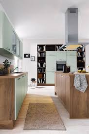 Kuche Planen Mit Rundum Sorglos Service Bei Spitzhuttl Home Company Inselkuche Kuche Planen Kuche Zusammenstellen