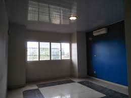 Magnifique triplex avec vue imprenable À Elig Essono