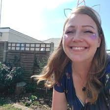 Kelly Tasker's Instagram, Twitter & Facebook