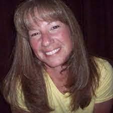 Lori Venus's Instagram, Twitter & Facebook