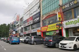 Bagaimanapun, tiada kemalangan jiwa dilaporkan. Roi 5 Adjoining 4 Storey Shop Office With Lift Bandar Puteri Puchong Commercialrealty