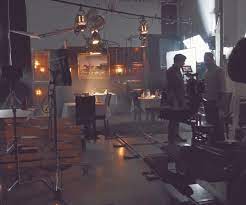 Pin By Sasha Klimovich Selezen On Light Cinematography Lighting Cinematic Lighting Lighting Techniques