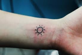 Google Image Result For Http 2 Bp Blogspot Com Wuuts2fjpw0 Ttwfmkn V8i Aaaaaaaaa2y C8z0ayiygpq S1600 Sunshine Sunshine Tattoo Tattoos Tattoos For Daughters