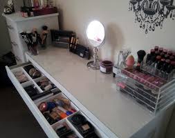 Ecco allora quali postazioni non dovreste farvi scappare, tenendo. Arredo E Design Come Realizzare Una Perfetta Postazione Make Up
