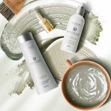But no matter how different they are, there is one common need: Eksperience Anti Hair Loss Sos Scalp Revitalizing Lotion Revlon Professional