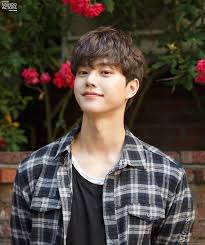 Discover images and videos about yook sungjae from all over the world on we heart it. Songkang Aktor Korea Aktor Aktris