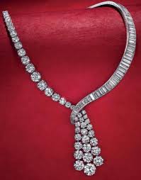 Amazing Cartier Diamonds Necklace Cartier Jewelry Expensivejewelry Expensive Jewelry Beautiful Necklaces Diamond