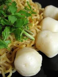 The soup also tends to be lighter in consistency. Healthy Hawker 10 Meals That Won T Tip The Calorie Count