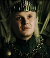 Exploring Tom Glynn-Carney's Aegon Targaryen Performance