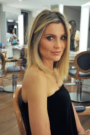 Nossa querida flávia alessandra (salve jorge, morde & assopra, além do horizonte,.) parece estar procurando um novo penteado. 28 Ideias De Flavia Flavia Alessandra Cabelo Cabelo Curto Com Luzes
