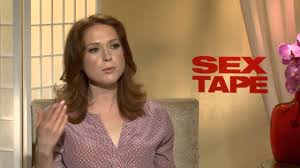 Ellie Kemper Nip Slip, Ellie Kemper