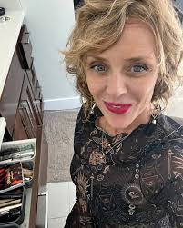 Leah Piper's Instagram, Twitter & Facebook