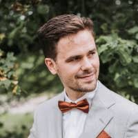 80+ Profile mit dem Suchbegriff „Klopfer“