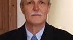 L'ex primario di Chirurgia è tra i primi ad aderire «Voglio fare la mia  parte»