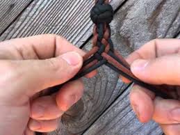 Click here for 550 paracord. How To Plait Abok 2996 8 Strand Double Edge Flat Braid Youtube