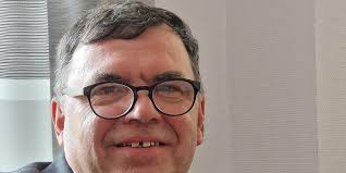 Kurzportrait und Artikel über Peter Klinger