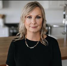 Valentine's Day draw💕 Congratulations to Roxanne Atkinson!