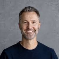 Garth Bell's Instagram, Twitter & Facebook