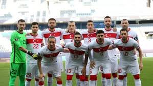 Bayram bektaş, yeniden a milli futbol takımı'nda. Son Dakika Turkiye Letonya Maci Seyircili Oynanacak Fotomac