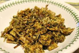 Nah, supaya makin lezat, tempe juga bisa diolah menjadi camilan yang enak dan renyah. Ikan Bilis Dan Tempe Goreng Cili Padi Azie Kitchen