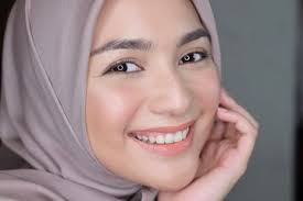 Bagi citra kirana sendiri keputusannya untuk berhijab merupakan sebuah hidayah. Berita Citra Kirana Berhijab Terbaru Hari Ini Grid Id