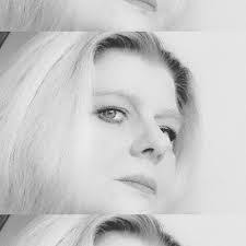 Angela Gerritsen's Instagram, Twitter & Facebook