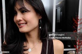 Claudia Suan attends DESIGN AZ Trunk Show Hosted by ALIA VARSANO at... News  Photo