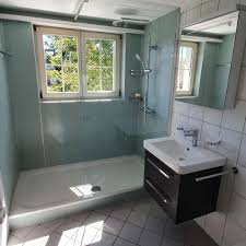 Die badewanne ist heute viel mehr als nur ein nützliches objekt: á… Duschumbau In 9 Stunden Von Innobad Hier Klicken