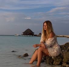 Laura cserpes is a famous pop singer. Cserpes Laurat Meg Sosem Lattuk Ennyire Szexinek 24 Hu