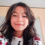 Alida Molloy's Instagram, Twitter & Facebook