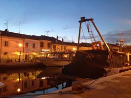 Il porto canale è l'asse principale attorno al quale sorge il centro storico di cesenatico, e sulle cui banchine si svolge ancora la vita sociale e la passeggiata di cittadini e turisti. Cesenatico Cose Da Vedere Viaggio Animamente