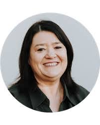 Jacqueline Hicks's Instagram, Twitter & Facebook