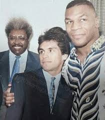 Numerous legendary fighters show up to remember legendary trainer and  manager Emanuel Steward at his memorial service in 2012.