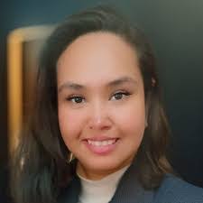 Elsa Wilson's Instagram, Twitter & Facebook