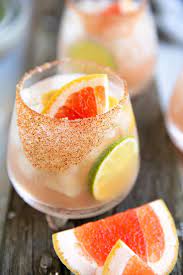 Paloma Recipe How To Make A Paloma Cocktail Recipe Paloma Recipe Paloma Cocktail Alcohol Recipes