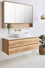 moderne badkamer inspiratie met hout goud en witte tegels badkamerinspiratie mooie badkamer deze witte ba badkamer modern witte badkamer badkamer inspiratie