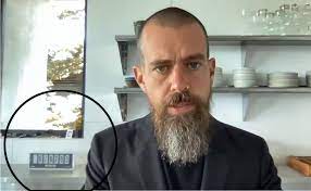 Pour financer ces achats, microstrategy a notamment lancé une offre de titre, lui permettant de vendre jusqu'à 1 milliard de dollar en action de l'entreprise. What Is Blockclock Twitter S Jack Dorsey Displays Bitcoin Device At Congressional Hearing