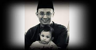 From the available reports, it appears that the initial explosion caused some sort of injury that may have incapacitated the man. Remembering Nazrin Hassan