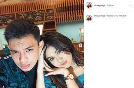 Kehidupan keluarga rey mbayang pun tak luput dari perhatian warganet. Pernah Viral Video Klarifikasi Putus Ini 5 Potret Indy Dan Pacar Barunya Matamata Com